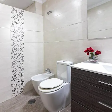 Felix Saenz Apartments! * 말라가