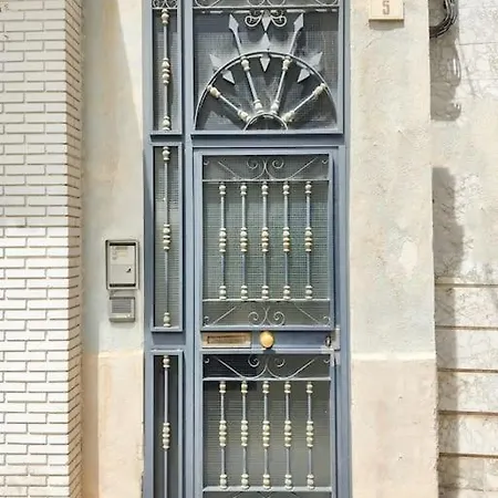 Felix Saenz Apartments!
