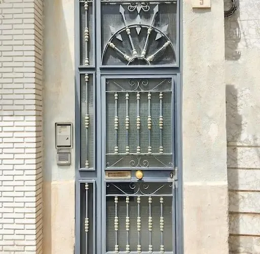 Felix Saenz Apartments!